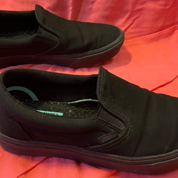 Vans Womens Comfycush Slip-on Shoes - Picture 4 of 8